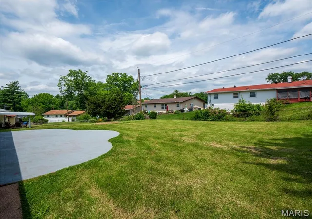 33rd image of 4347 Varano Dr, Florissant, MO 63033 | MLS# MIS26033643
