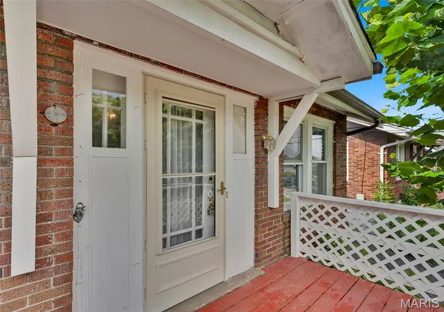 Photo 3 of Sale Pending at 8904 Olden Ave, Saint Louis, MO 63114 | MLS# MIS26033666 | Listing updated on 2026-08-23