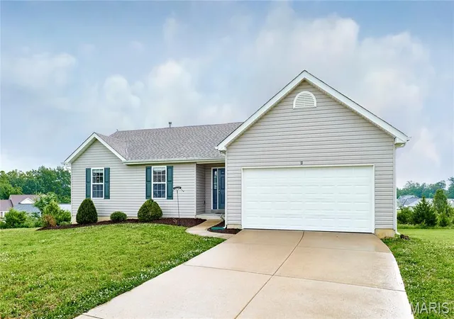 Homes for sale in Troy, MO | 10 Sugarberry Ct, Troy, MO 63379 | MLS# MIS26033682