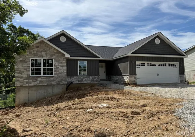 Homes for sale in De Soto, MO | 13632 Klondike Rd, De Soto, MO 63020 | MLS# MIS26033705