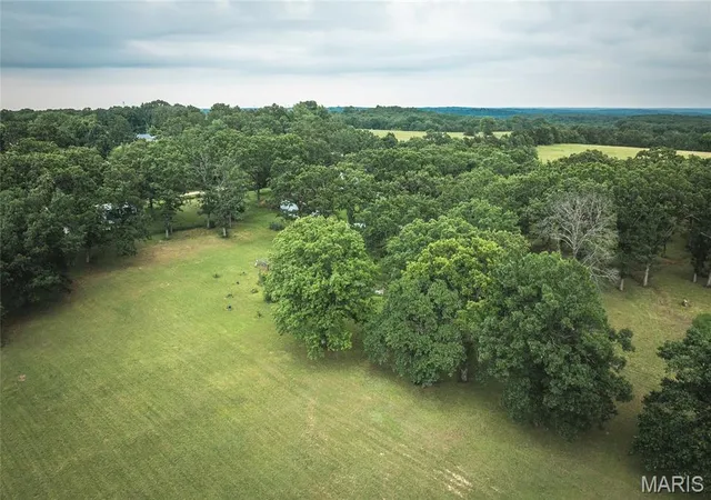 Homes for sale in Bourbon, MO | 522 Hwy Ff, Bourbon, MO 65441 | MLS# MIS26033715