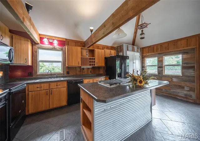 Homes for sale in Steelville, MO | 98 Whispering Pines Ln, Steelville, MO 65565 | MLS# MIS26033718