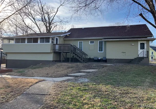 Homes for sale in Greenville, IL | 920 E Beaumont Ave, Greenville, IL 62246 | MLS# MIS26033766