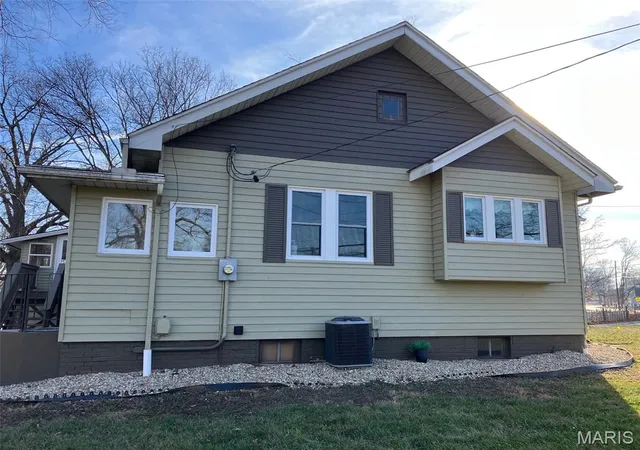 Homes for sale in Greenville, IL | 920 E Beaumont Ave, Greenville, IL 62246 | MLS# MIS26033766