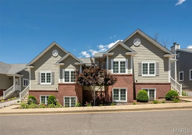 Homes for sale in Kirkwood, MO | 746 Windberry Ct, Kirkwood, MO 63122 | MLS# MIS26033800