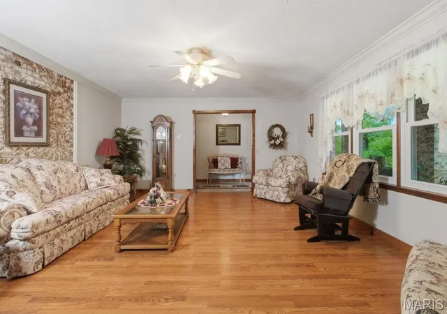Homes for sale in Houston, MO | 16924 W Hwy B, Houston, MO 65483 | MLS# MIS26033814