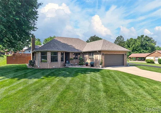 Homes for sale in Lebanon, MO | 26659 Owens Dr, Lebanon, MO 65536 | MLS# MIS26033834