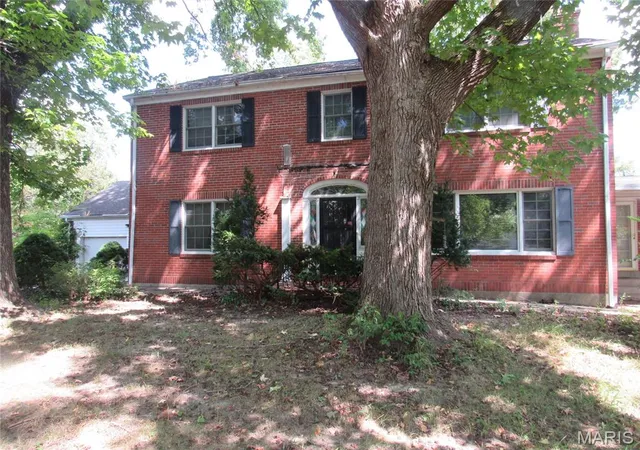 2nd image of 608 N 4th St, Elsberry, MO 63343 | MLS# MIS26033879