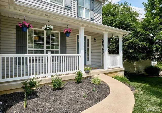2nd image of 64 Old Chesapeake Dr, Wentzville, MO 63385 | MLS# MIS26033910