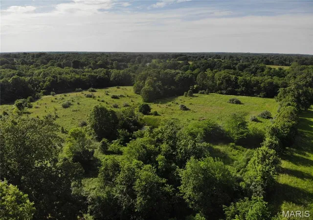 Photo 2 of Sale Pending at 0 E Fairfield Rd, Bluford, IL 62814 | MLS# MIS26033911 | Listing updated on 2026-09-14
