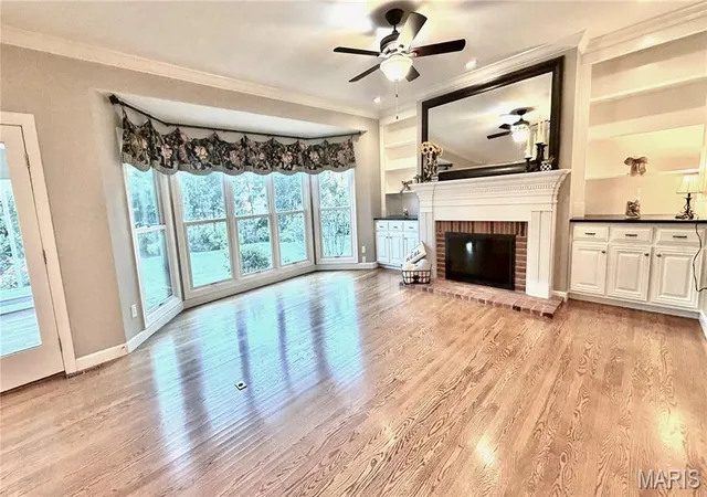 Photo 3 of Single family home for sale at 2154 White Lane Dr, Chesterfield, MO 63017 | MLS# MIS26033915 | Listing updated on 2026-09-13