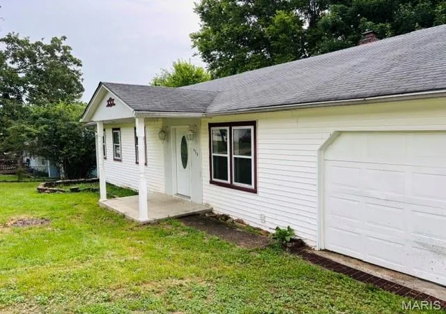 Homes for sale in Steelville, MO | 436 Hickory St, Steelville, MO 65565 | MLS# MIS26034004