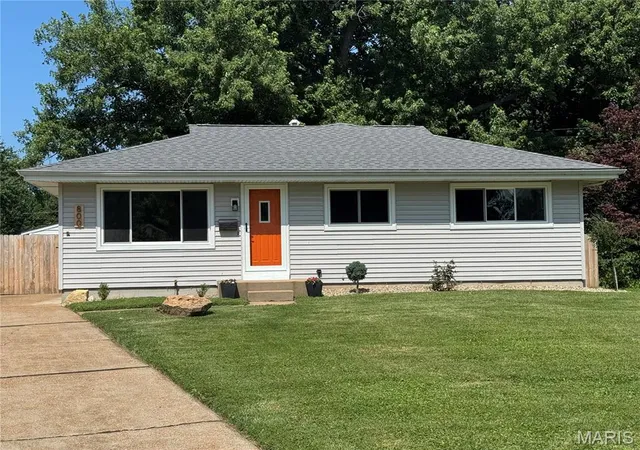 1st image of 800 Crowder Dr, Florissant, MO 63031 | MLS# MIS26034016