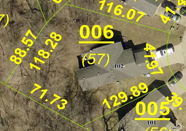 Homes for sale in Glen Carbon, IL | 102 Bayridge Ct, Glen Carbon, IL 62034 | MLS# MIS26034030