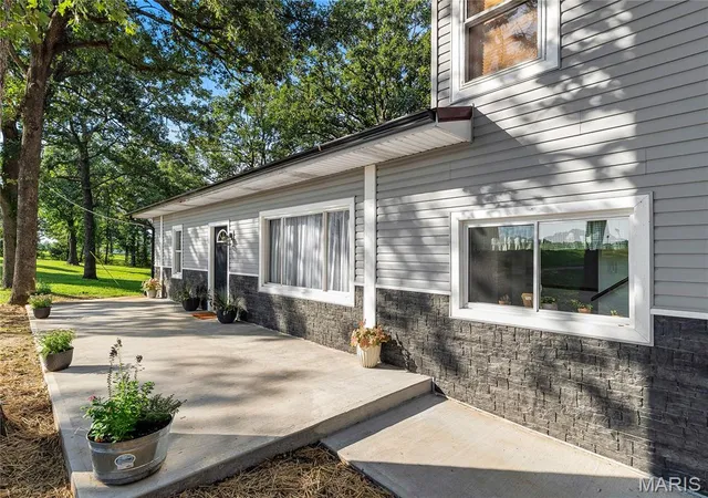 3rd image of 1838 Spring Bluff Rd, Sullivan, MO 63080 | MLS# MIS26034051