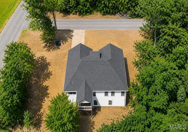 4th image of 282 Constitution Ave, De Soto, MO 63020 | MLS# MIS26034054