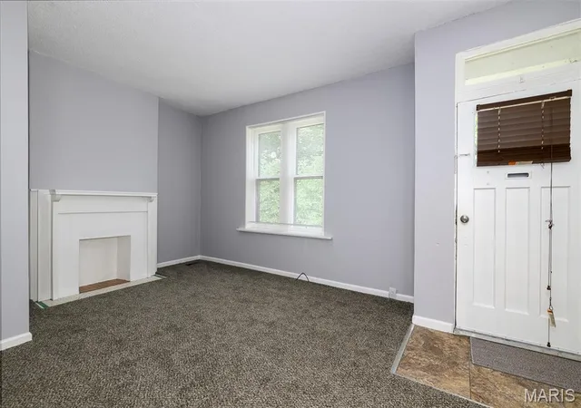 Photo 3 of Single family home for sale at 5030 Grace Ave, St Louis, MO 63116 | MLS# MIS26034073 | Listing updated on 2026-09-03