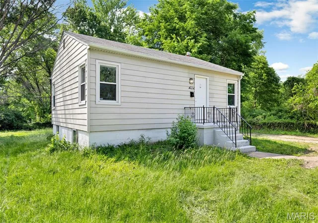 Homes for sale in Unincorporated, MO | 10117 Count Dr, Unincorporated, MO 63136 | MLS# MIS26034074