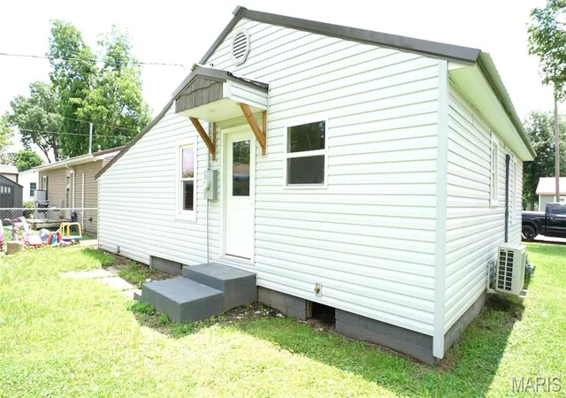 Homes for sale in Dexter, MO | 1409 Ray St, Dexter, MO 63841 | MLS# MIS26034151
