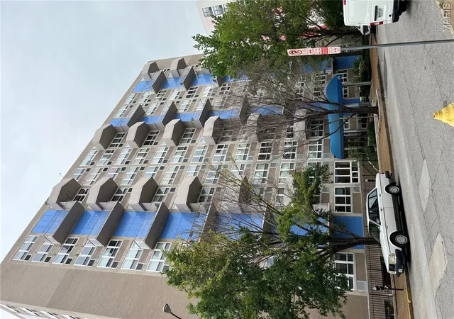 2nd image of 210 N 17Th St #409, Saint Louis, MO 63103 | MLS# MIS26034152