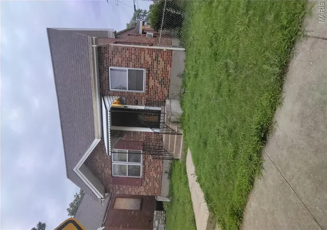 Photo 2 of Single family home for sale at 5901 Mcarthur Ave, Saint Louis, MO 63120 | MLS# MIS26034166 | Listing updated on 2026-06-17