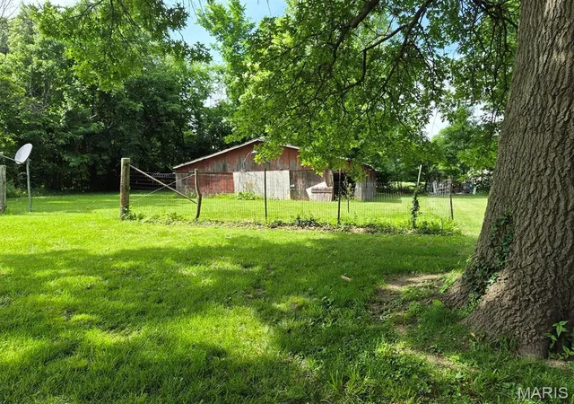Homes for sale in Memphis, MO | 128 E Sigler, Memphis, MO 63555 | MLS# MIS26034169