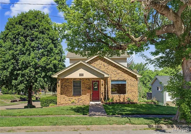 Photo 1 of Single family home for sale at 601 N Sunset Blvd, Cape Girardeau, MO 63701 | MLS# MIS26034179 | Listing updated on 2026-10-17