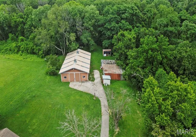 Homes for sale in Florissant, MO | 13600 Old Halls Ferry Rd, Florissant, MO 63033 | MLS# MIS26034183