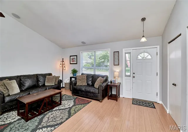 Photo 3 of Single family home for sale at 1705 Whispering Ridge Ln, Saint Peters, MO 63376 | MLS# MIS26034201 | Listing updated on 2026-10-08