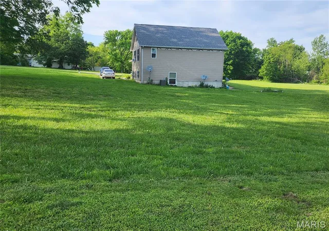 Homes for sale in Farmington, MO | 4907 Railway Ln, Farmington, MO 63640 | MLS# MIS26034254