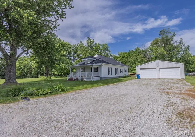 Homes for sale in Perry, MO | 113 Judy St, Perry, MO 63462 | MLS# MIS26034327