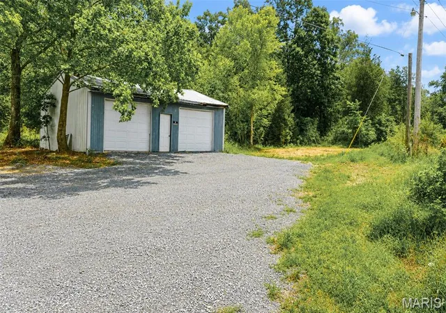 Homes for sale in Fredericktown, MO | 1731 Hwy H, Fredericktown, MO 63645 | MLS# MIS26034345