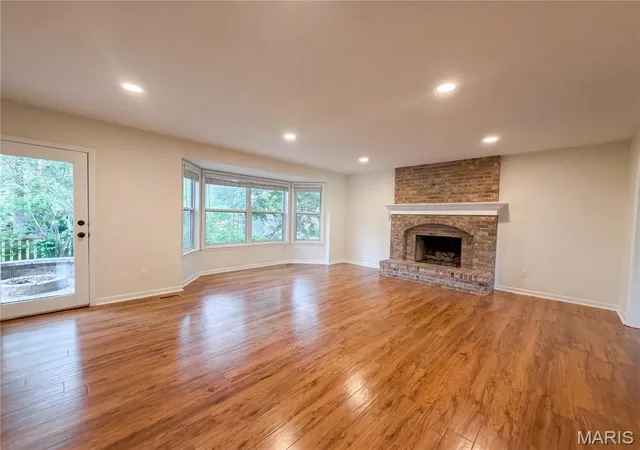 3rd image of 16201 Surfview Ct, Wildwood, MO 63040 | MLS# MIS26034346