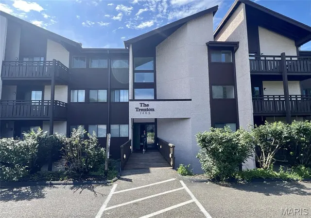 1st image of 1465 Heritage Lndg #29, Apt 305, Saint Charles, MO 63303 | MLS# MIS26034371