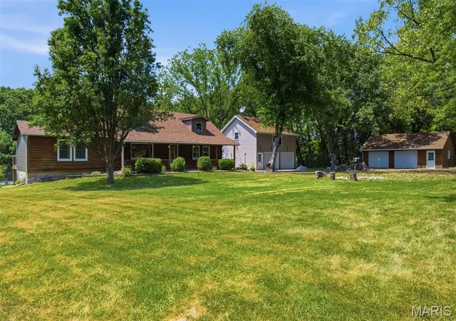 Photo 2 of Single family home for sale at 545 Walker Rd, Troy, MO 63379 | MLS# MIS26034400 | Listing updated on 2026-10-28