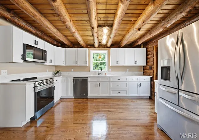 Photo 4 of Single family home for sale at 545 Walker Rd, Troy, MO 63379 | MLS# MIS26034400 | Listing updated on 2026-10-28