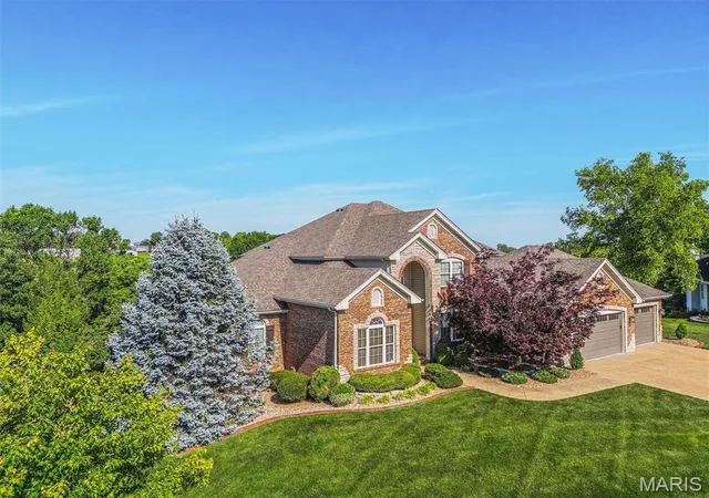 1st image of 1 Stonebridge Pl, Saint Charles, MO 63301 | MLS# MIS26034406