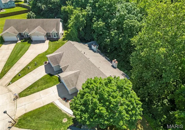 Homes for sale in Wentzville, MO | 520 Woodview Meadows Ct, Wentzville, MO 63385 | MLS# MIS26034419