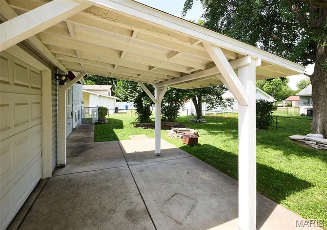 21st image of 13 Sunridge Ln, Florissant, MO 63031 | MLS# MIS26034426