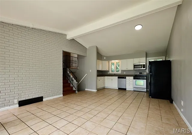 4th image of 13 Sunridge Ln, Florissant, MO 63031 | MLS# MIS26034426