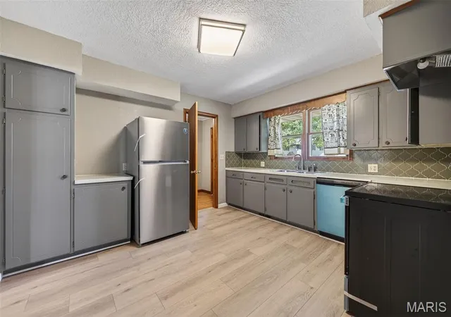 Photo 2 of Single family home for sale at 2020 Highland St, Lebanon, MO 65536 | MLS# MIS26034436 | Listing updated on 2026-09-22