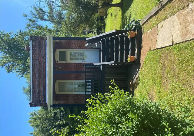 Photo 1 of Sale Pending at 2642 Geyer Ave, St Louis, MO 63104 | MLS# MIS26034443 | Listing updated on 2026-10-23