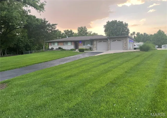 Photo 4 of Single family home for sale at 1227 Trampe Ave, Saint Louis, MO 63138 | MLS# MIS26034458 | Listing updated on 2026-09-17