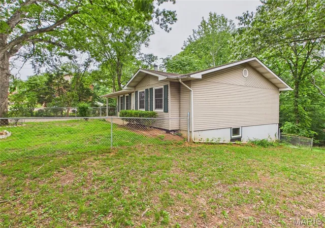 Homes for sale in Piedmont, MO | 404 Ridgeview Dr, Piedmont, MO 63957 | MLS# MIS26034478