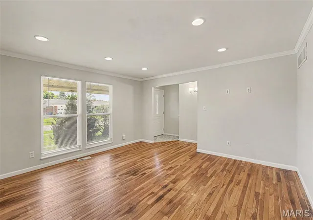 Photo 2 of Single family home for sale at 4423 Caracalla Dr, Florissant, MO 63033 | MLS# MIS26034485 | Listing updated on 2026-09-22