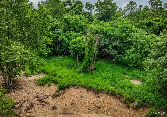 Homes for sale in Cuba, MO | 4590 Riverside Rd, Cuba, MO 65453 | MLS# MIS26034508