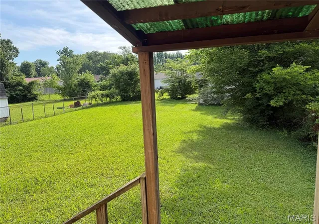 3rd image of 2032 Tennesee Ave, Poplar Bluff, MO 63901 | MLS# MIS26034519