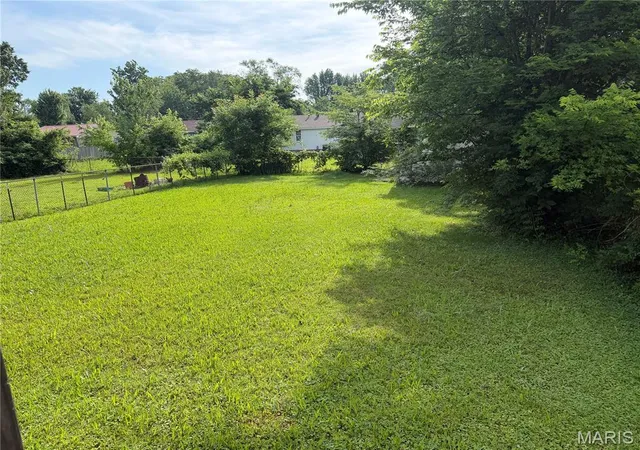 4th image of 2032 Tennesee Ave, Poplar Bluff, MO 63901 | MLS# MIS26034519