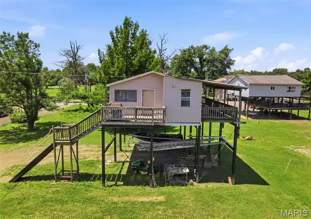 4th image of 21 Lehmond Island Rd, Saint Charles, MO 63301 | MLS# MIS26034528