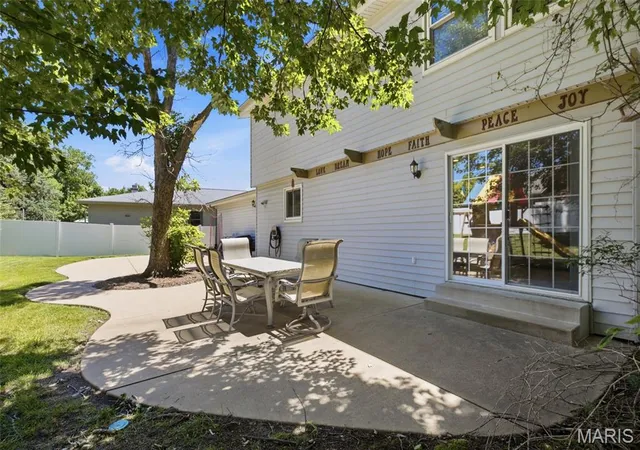 2nd image of 14335 Lake Tahoe Dr, Chesterfield, MO 63017 | MLS# MIS26034531